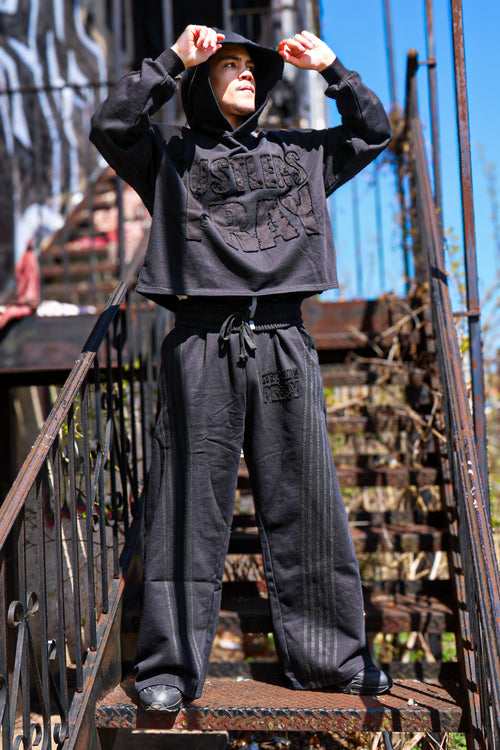 BLACK HP PULLOVER